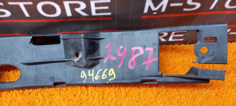 крепление бампера, 720 рублей, Красноярск