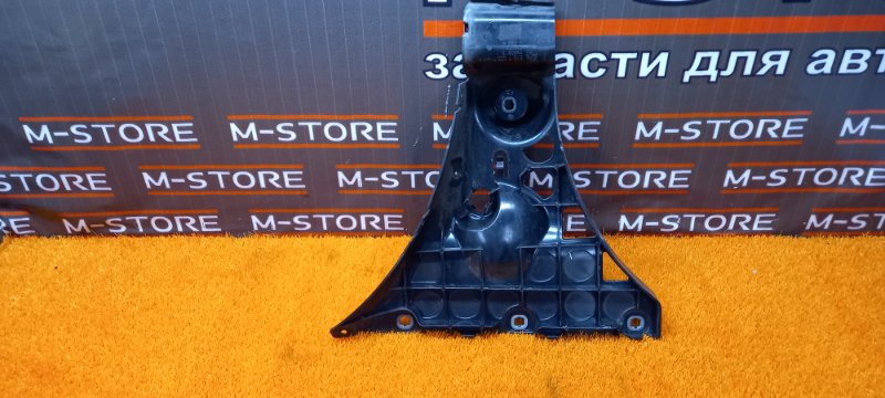 крепление бампера, 400 рублей, Красноярск