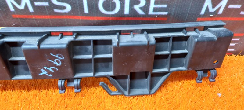 крепление бампера, 930 рублей, Красноярск