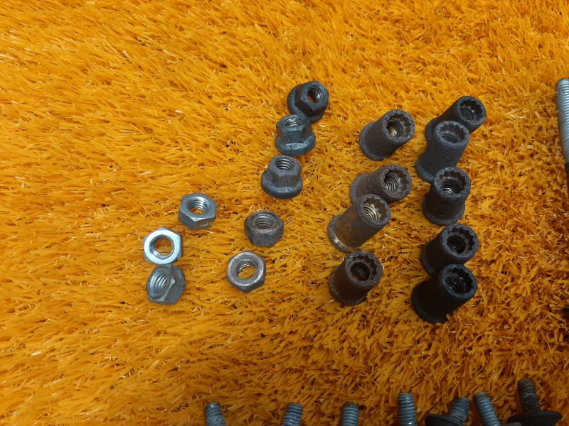 Болты и гайки ДВС, 630 рублей, Красноярск