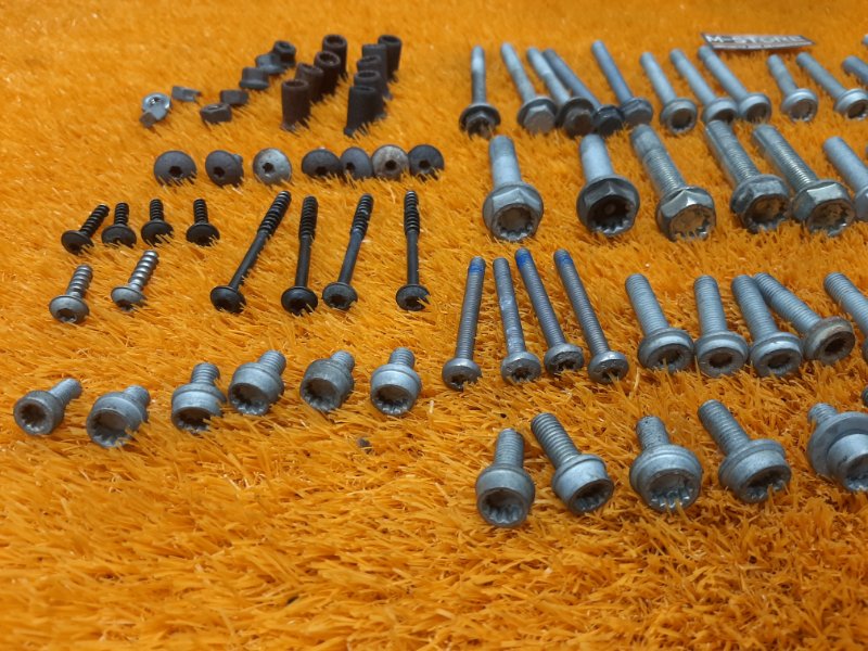 Болты и гайки ДВС, 630 рублей, Красноярск