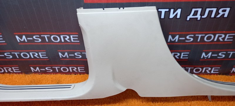 Накладка на порог салона, 270 рублей, Красноярск