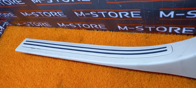 Накладка на порог салона, 350 рублей, Красноярск