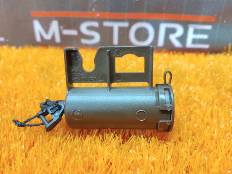 Амортизатор бардачка, 340 рублей, Красноярск