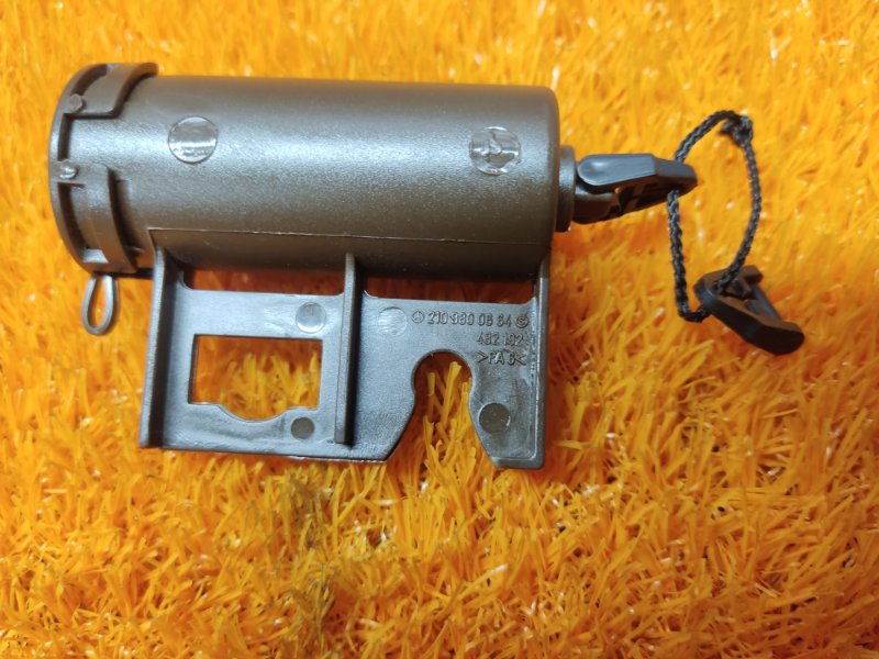 Амортизатор бардачка, 340 рублей, Красноярск