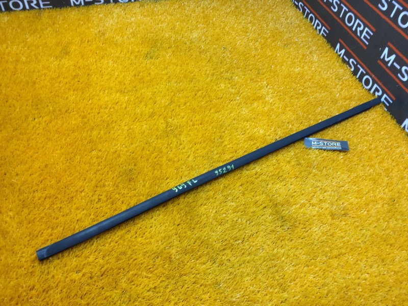 Молдинг стекла внешний, 670 рублей, Красноярск