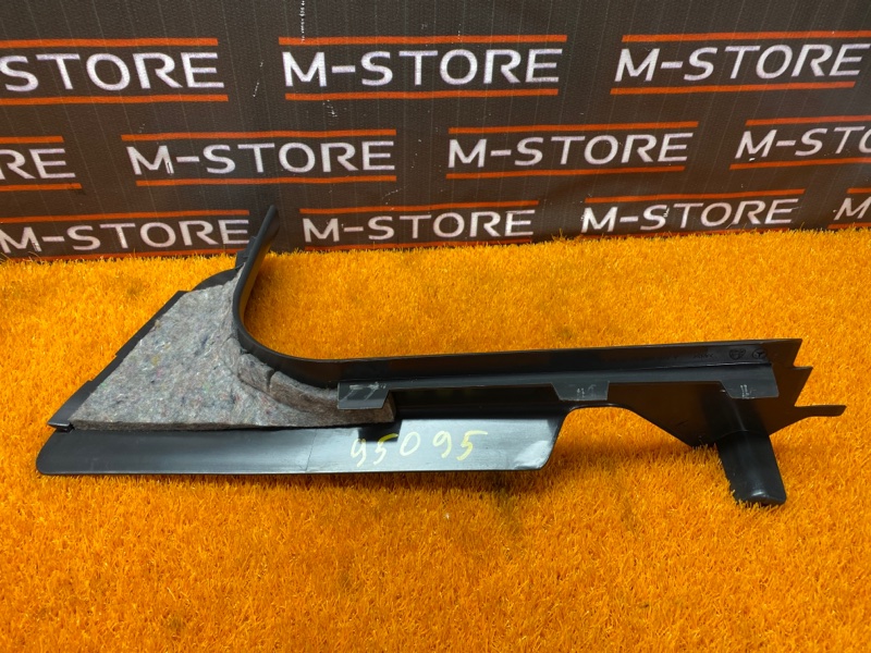 Накладка на порог салона, 980 рублей, Красноярск