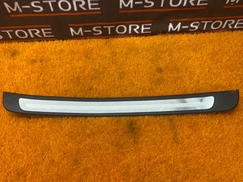 Накладка на порог салона, 1000 рублей, Красноярск