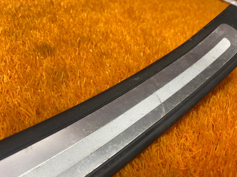 Накладка на порог салона, 1000 рублей, Красноярск