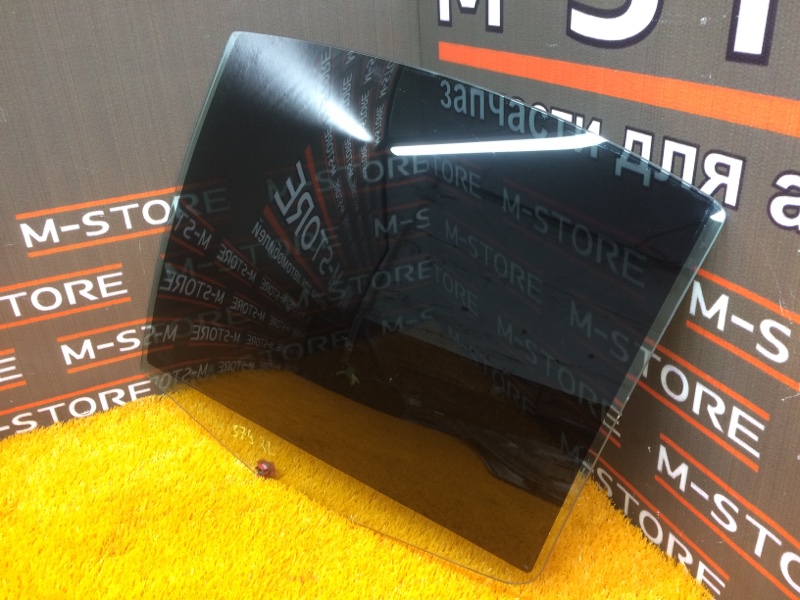 Стекло боковое, 300 рублей, Красноярск