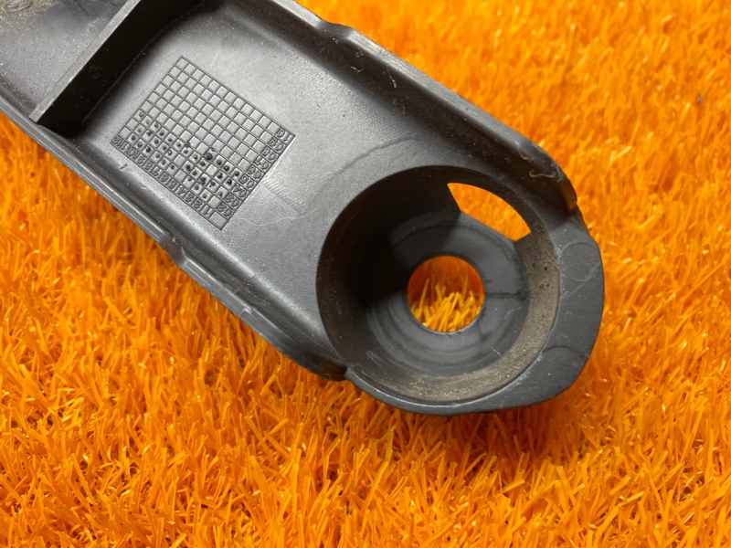 крепление бампера, 200 рублей, Красноярск