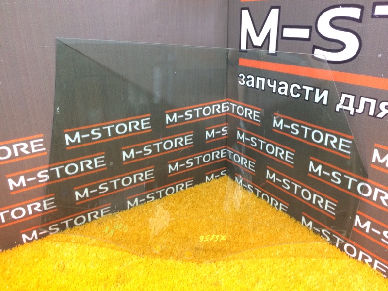 Стекло боковое, 980 рублей, Красноярск