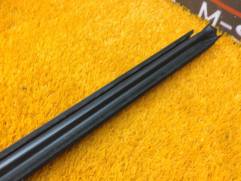 уплотнитель стекла двери, 750 рублей, Красноярск