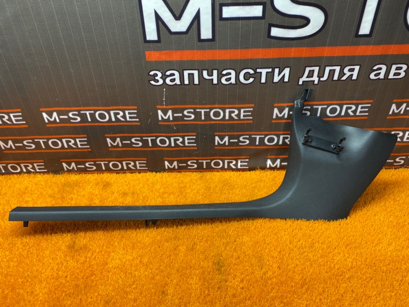 Накладка на порог салона, 350 рублей, Красноярск