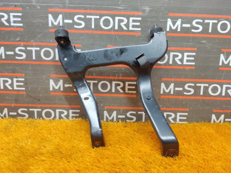 Кронштейн впускного коллектора, 300 рублей, Красноярск