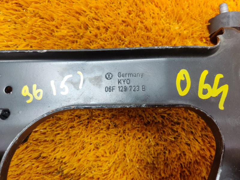 Кронштейн впускного коллектора, 300 рублей, Красноярск