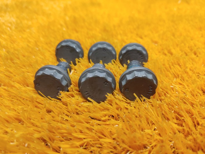 Болт маховика, 280 рублей, Красноярск