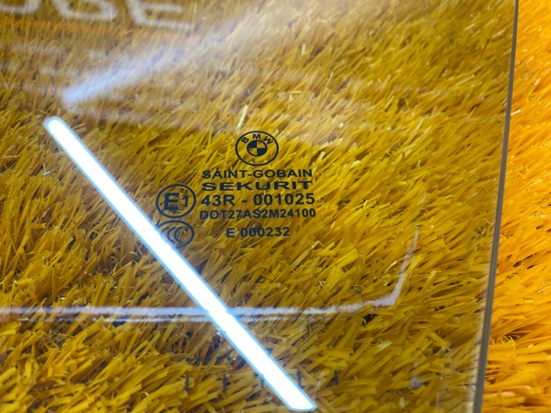 Стекло боковое, 600 рублей, Красноярск