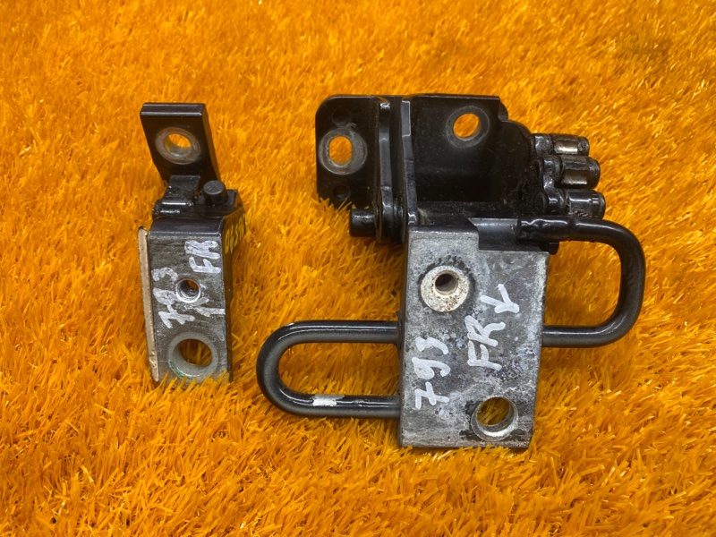 петля двери, 670 рублей, Красноярск