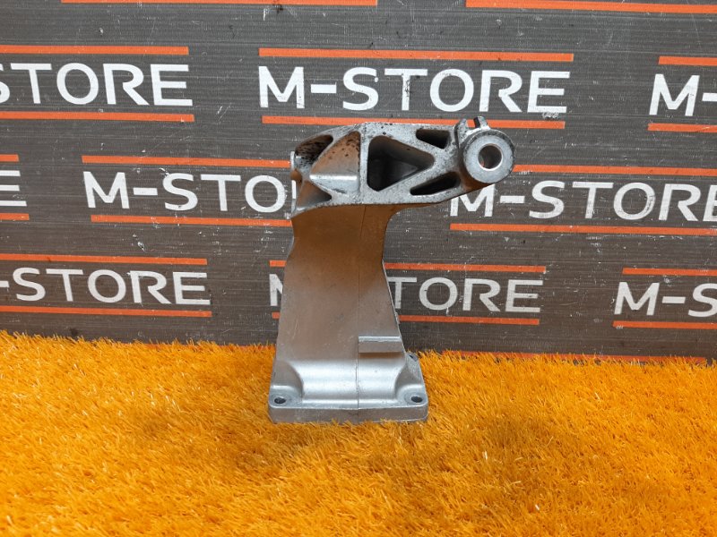 Кронштейн подушки двигателя, 1820 рублей, Красноярск