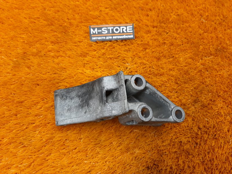 Кронштейн подушки двигателя, 930 рублей, Красноярск