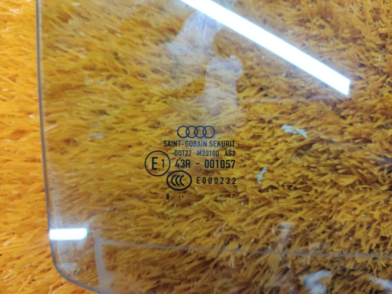 Стекло боковое, 980 рублей, Красноярск