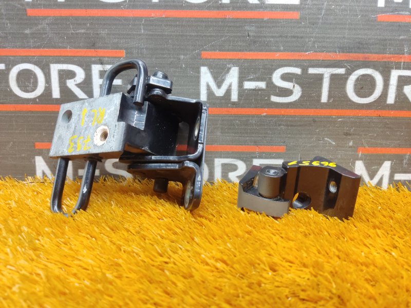 петля двери, 670 рублей, Красноярск