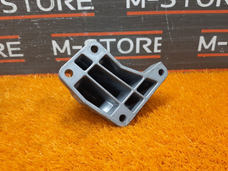 Кронштейн подушки двигателя, 630 рублей, Красноярск