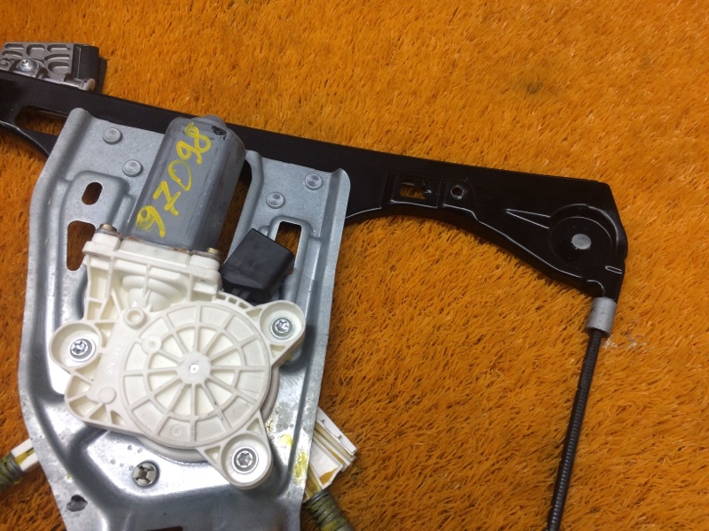 стеклоподъемник, 1390 рублей, Красноярск