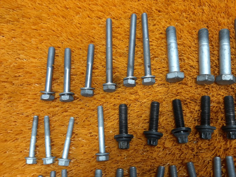 Болты и гайки ДВС, 810 рублей, Красноярск