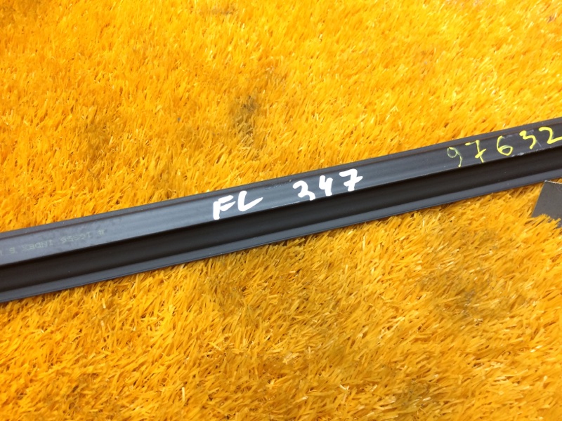 уплотнитель стекла двери, 340 рублей, Красноярск