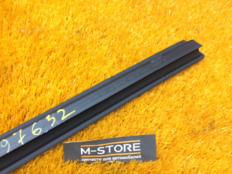 уплотнитель стекла двери, 340 рублей, Красноярск