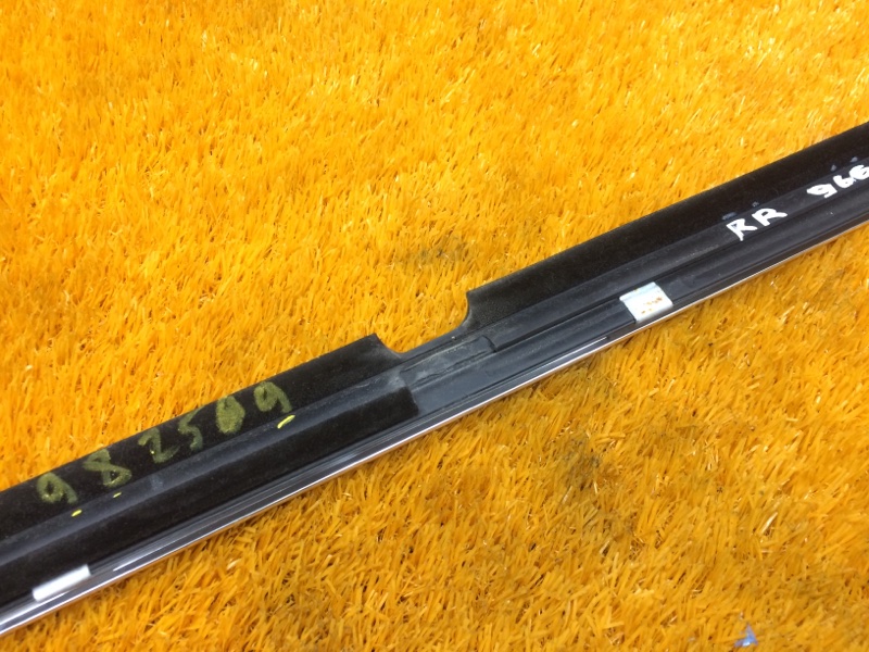 Молдинг стекла внешний, 350 рублей, Красноярск