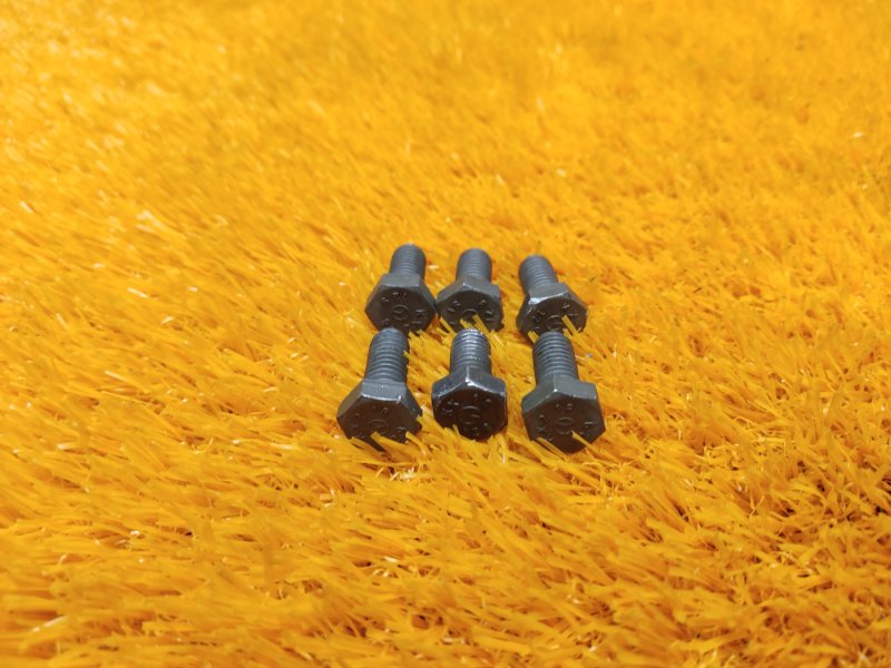 болт гидротрансформатора, 300 рублей, Красноярск