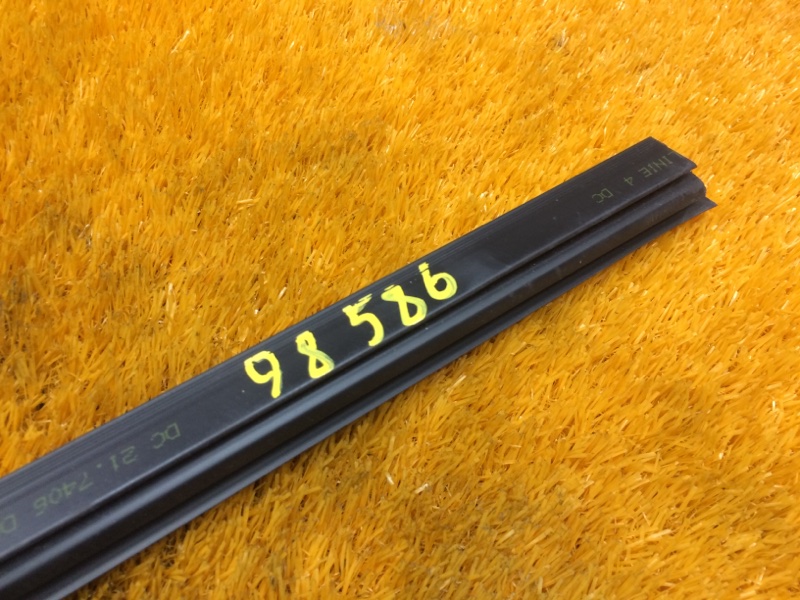 уплотнитель стекла двери, 340 рублей, Красноярск