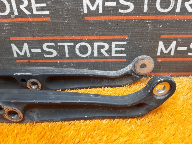 Рычаг подвески нижний, 1000 рублей, Красноярск