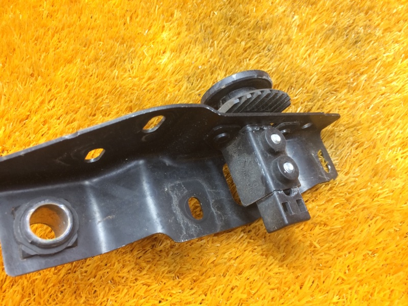 кронштейн фары, 1220 рублей, Красноярск