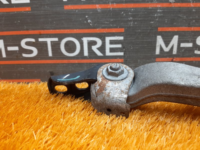 Рычаг подвески нижний, 1000 рублей, Красноярск