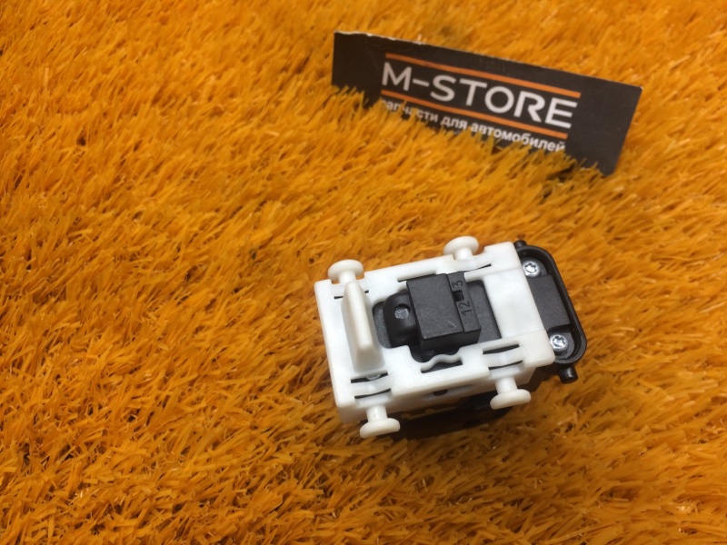 кнопка стеклоподъемника, 300 рублей, Красноярск