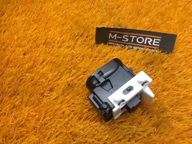 кнопка стеклоподъемника, 300 рублей, Красноярск