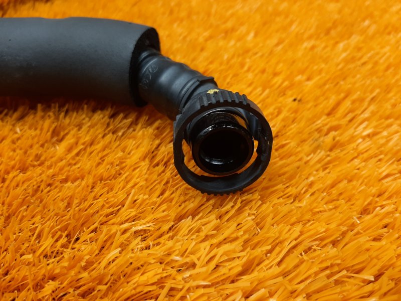 Патрубок картерных газов, 500 рублей, Красноярск