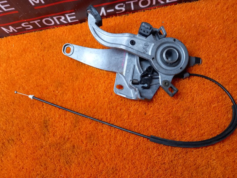 Педаль стояночного тормоза, 670 рублей, Красноярск