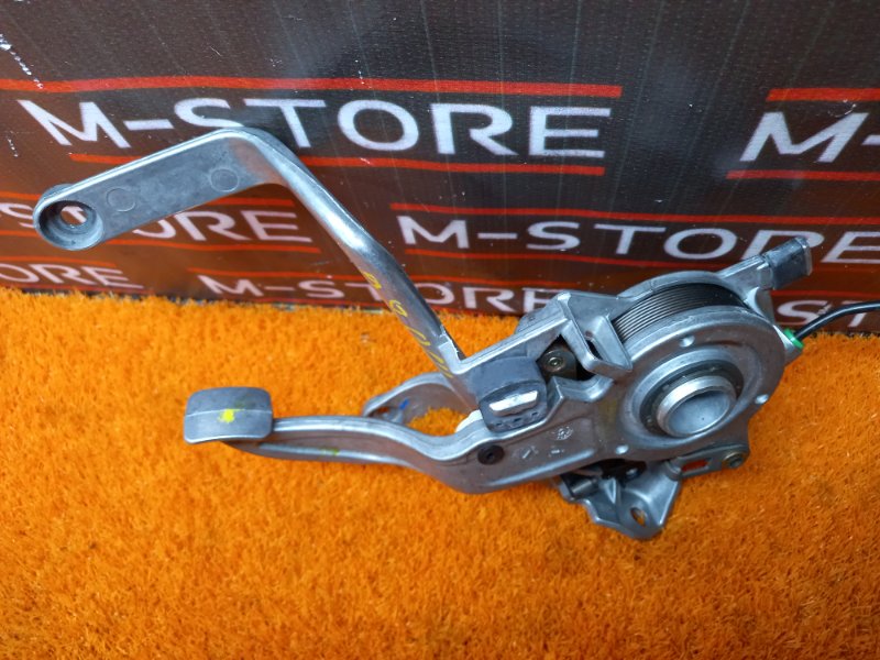 Педаль стояночного тормоза, 350 рублей, Красноярск