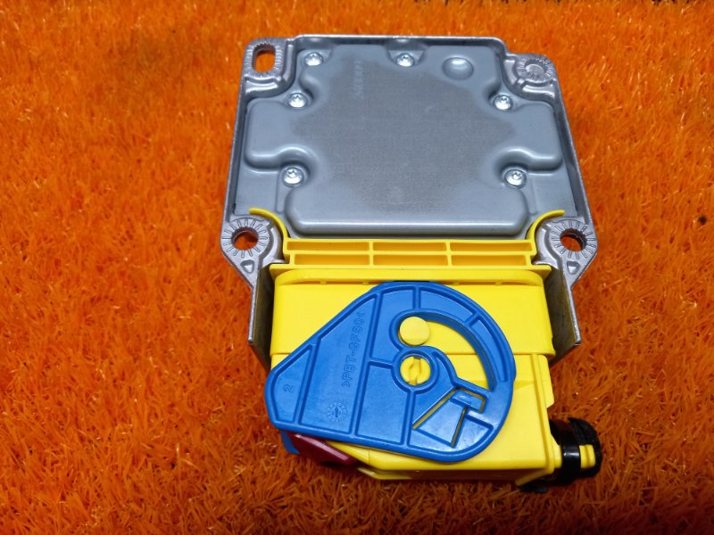 Блок управления Airbag, 500 рублей, Красноярск