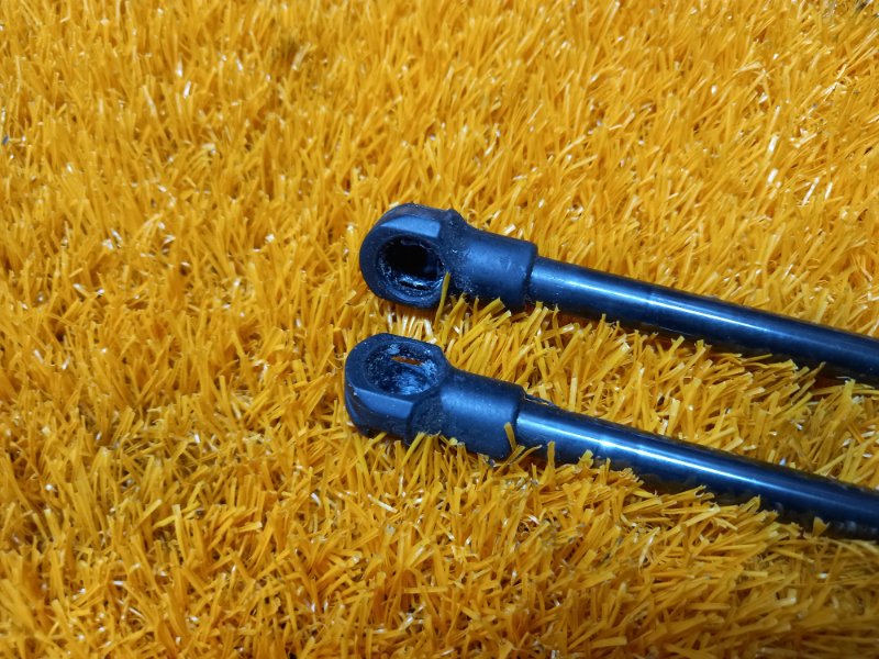 амортизатор капота, 900 рублей, Красноярск