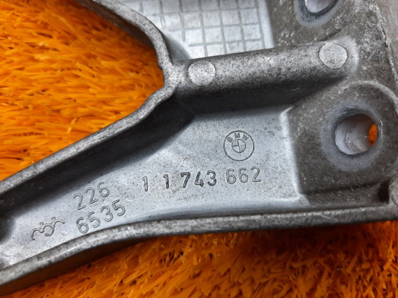 Кронштейн впускного коллектора, 350 рублей, Красноярск