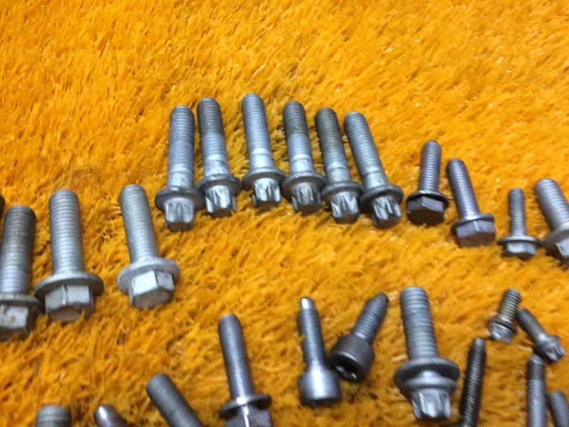 Болты и гайки ДВС, 750 рублей, Красноярск