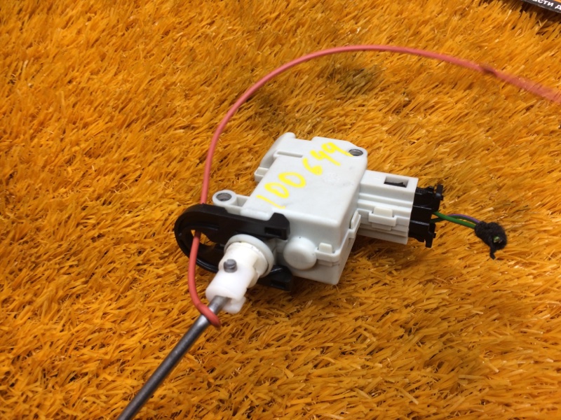 Замок лючка бензобака, 830 рублей, Красноярск