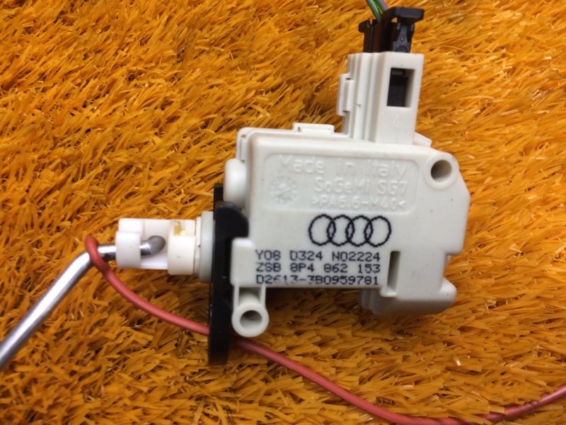 Замок лючка бензобака, 830 рублей, Красноярск