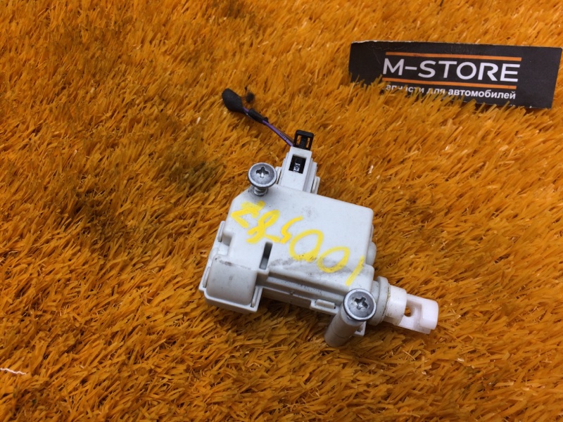 Замок лючка бензобака, 1040 рублей, Красноярск